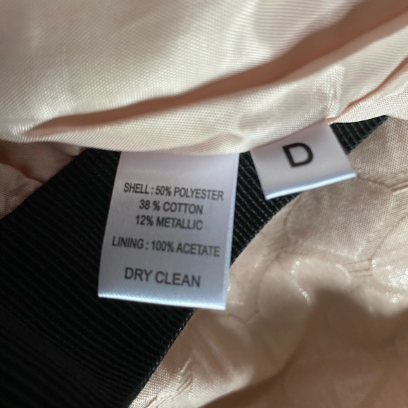 Ann Taylor Loft Blush Pink Textured Skirt - Size 10P Black waist band detail. - Picture 6 of 10